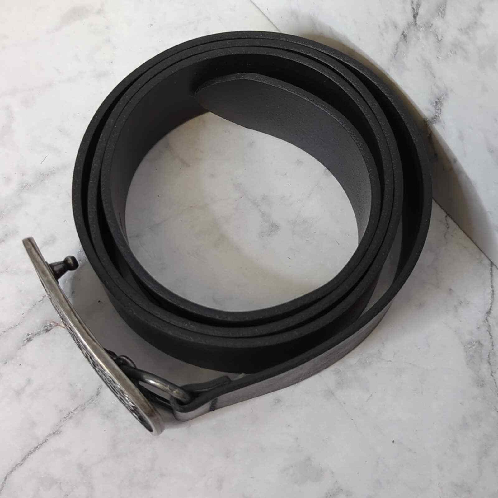 Levis mens black leather belt and buckle italian made… Gem