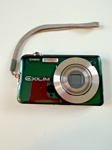 Hunter Green Casio Exilim EX-S12 Digital Camera w/ Charger TESTED WORKS