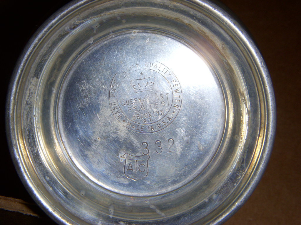 vintage QUEEN ART PEWTER BROOKLYN NY 332 covered CREAMER, SMALL