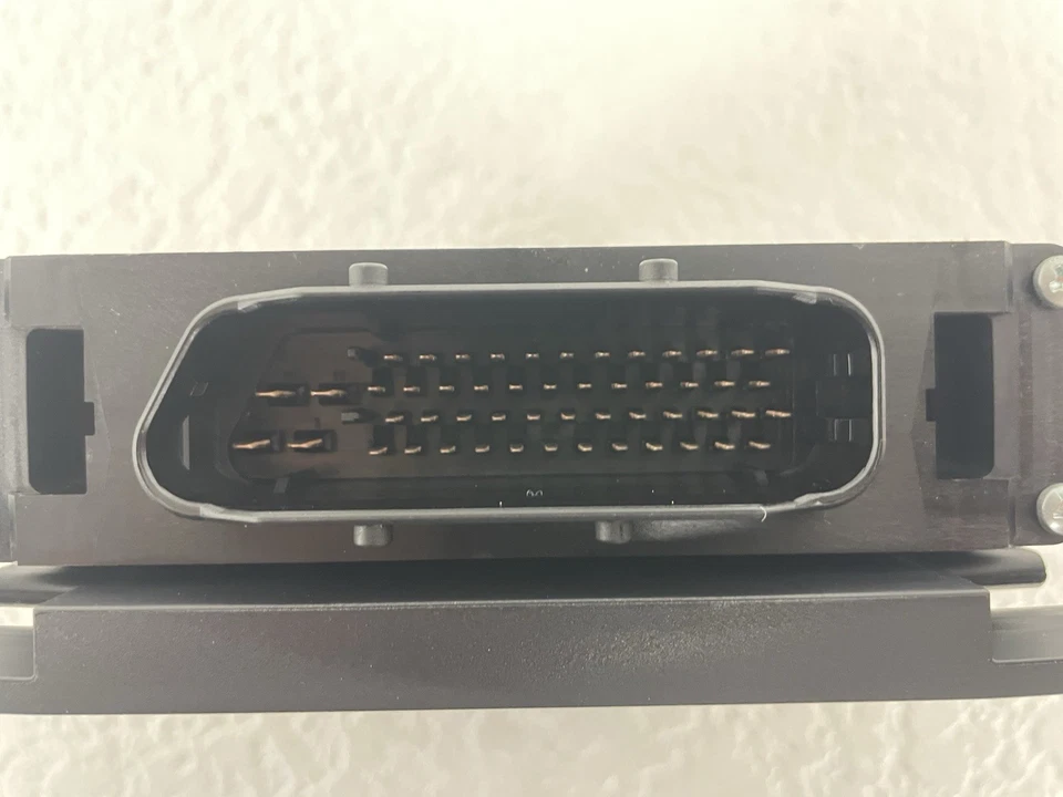 2015-2017 VW TOUAREG - TCU / TCM / Transmission Control Module 0C8927755F - Image 4 of 4