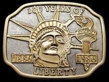 JB15117 VINTAGE 1986 100 YEARS  THE STATUE OF LIBERTY  BELT BUCKLE