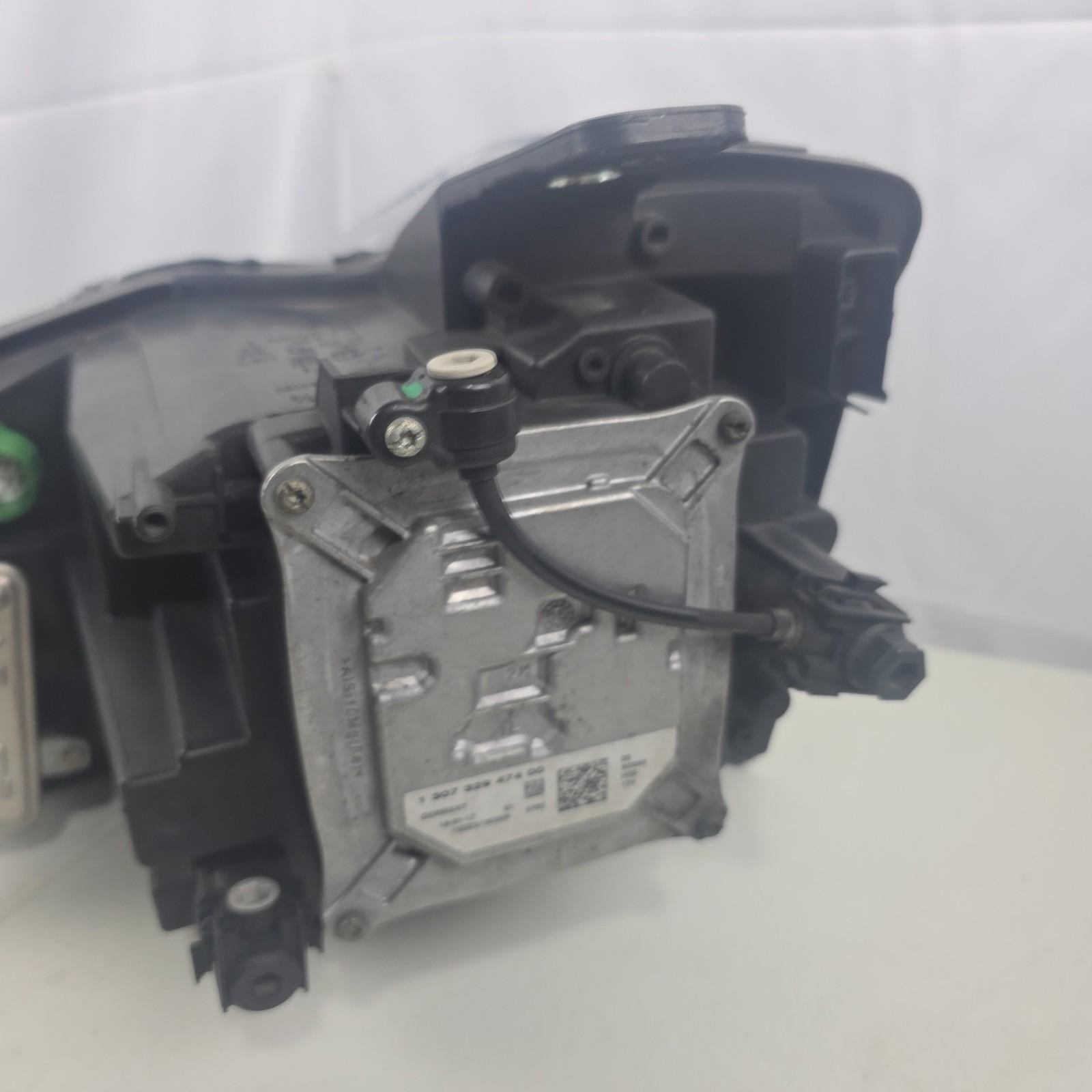 Maserati Ghibli 2014-2017 Right Headlight P/N 670038232