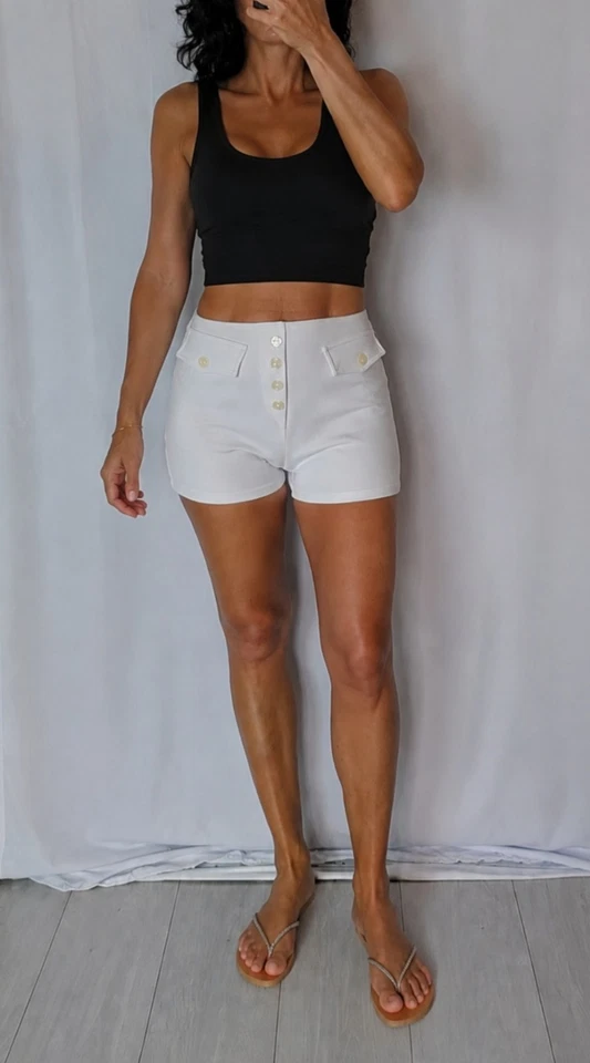 Short blanc femme fluide – Taille 3 estimée M – Léger & confortable - Photo 2/4