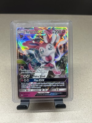 Sylveon GX - 92/145 - Guardians Rising Sun & Moon Ultra Rare Holo Pokemon LP