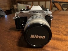 Nikon FG 35mm SLR Film Camera with AF Nikkor 28-80mm 1:3.3-5.6 Lens - Excellent