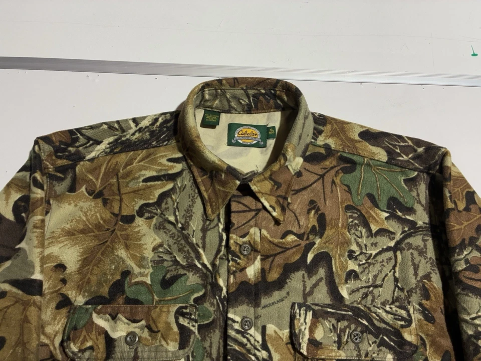 Cabela’s Made in USA Camo Shirt Jacket XL Oak Leaf Hunting Fleece Lined Vintage - Image 4 of 4