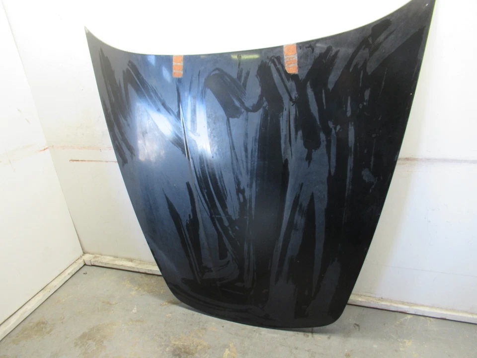 04-12 MASERATI QUATTROPORTE CAPÓ DELANTERO NEGRO OEM Foto 2 de 4