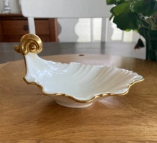 Mikasa Ivory Bone China 24K Gold Trim Shell Dish Designed by Larry Laslo Japan