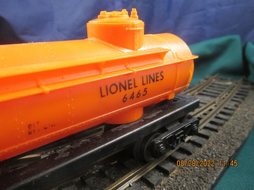 VINTAGE LIONEL #6465 LIONEL LINES TWO DOME TANK CAR,(ORANGE) - Picture 6 of 12