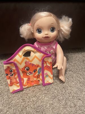 Hasbro Interactive Baby Alive Go Bye Bye Doll 2016 Blonde Drink Crawls  Tiger Bag