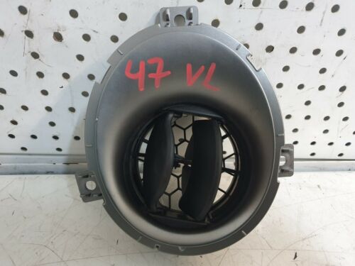 47* Rejilla de ventilación Nissan JUKE F15E 68761 1K0A - Imagen 1 de 4