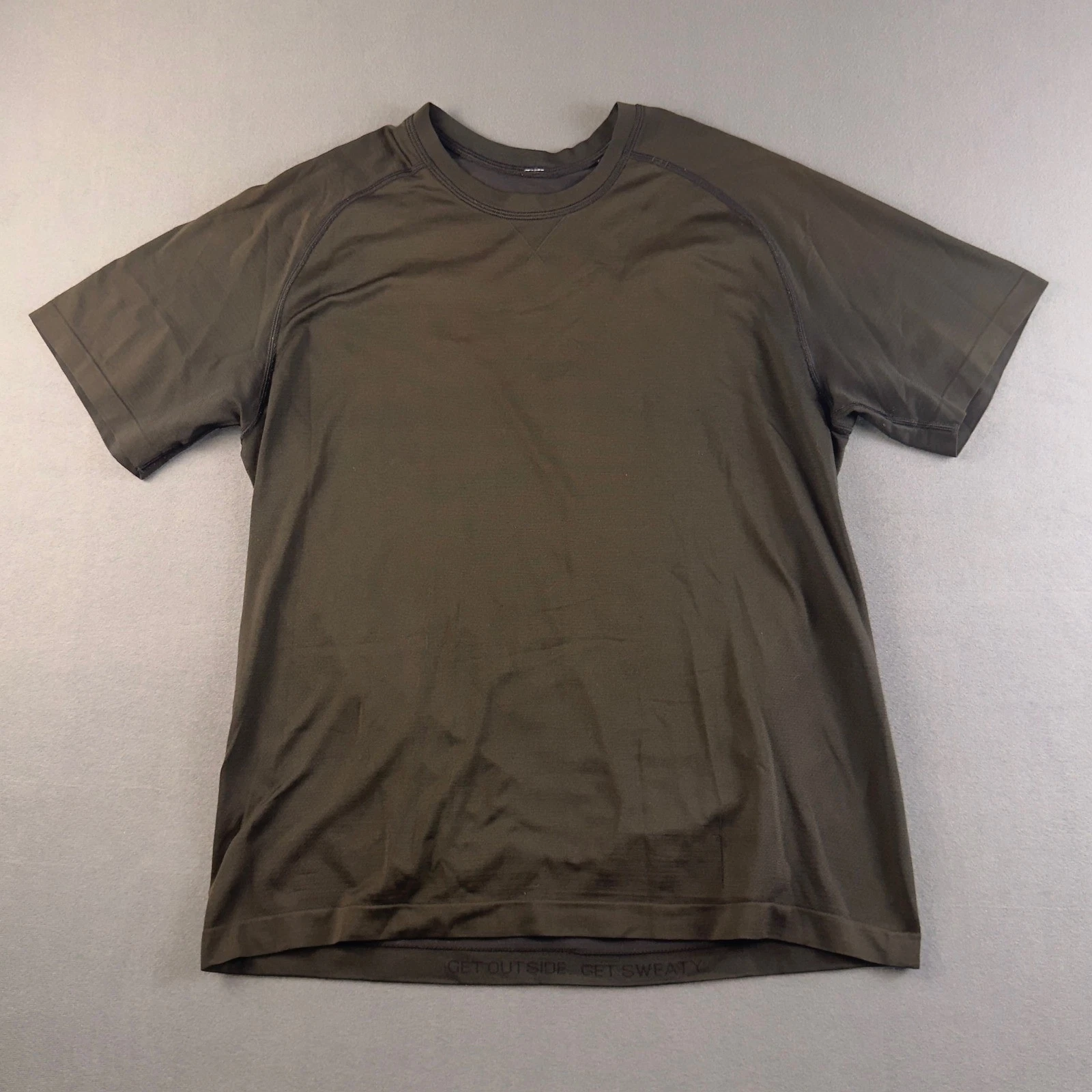 Lululemon Metal Vent Tech Short Sleeve Shirt Mens Dark Green Brown Training Tee