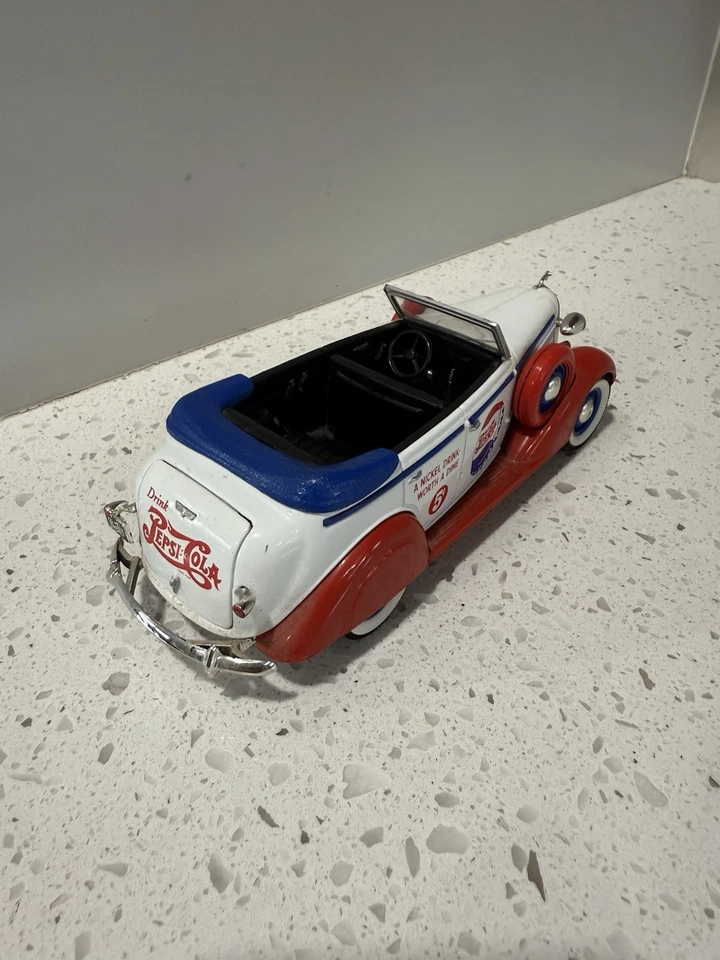 Liberty Classics Pepsi Cola 1936 Dodge Sedan Convertible Bank Die-Cast 1/24 - Image 3 of 4