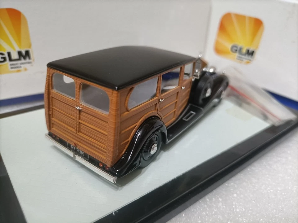 GLM 1:43 Rolls Royce Phantom Hunting Edition wagon model Rolls Royce Phantom - Image 3 of 3