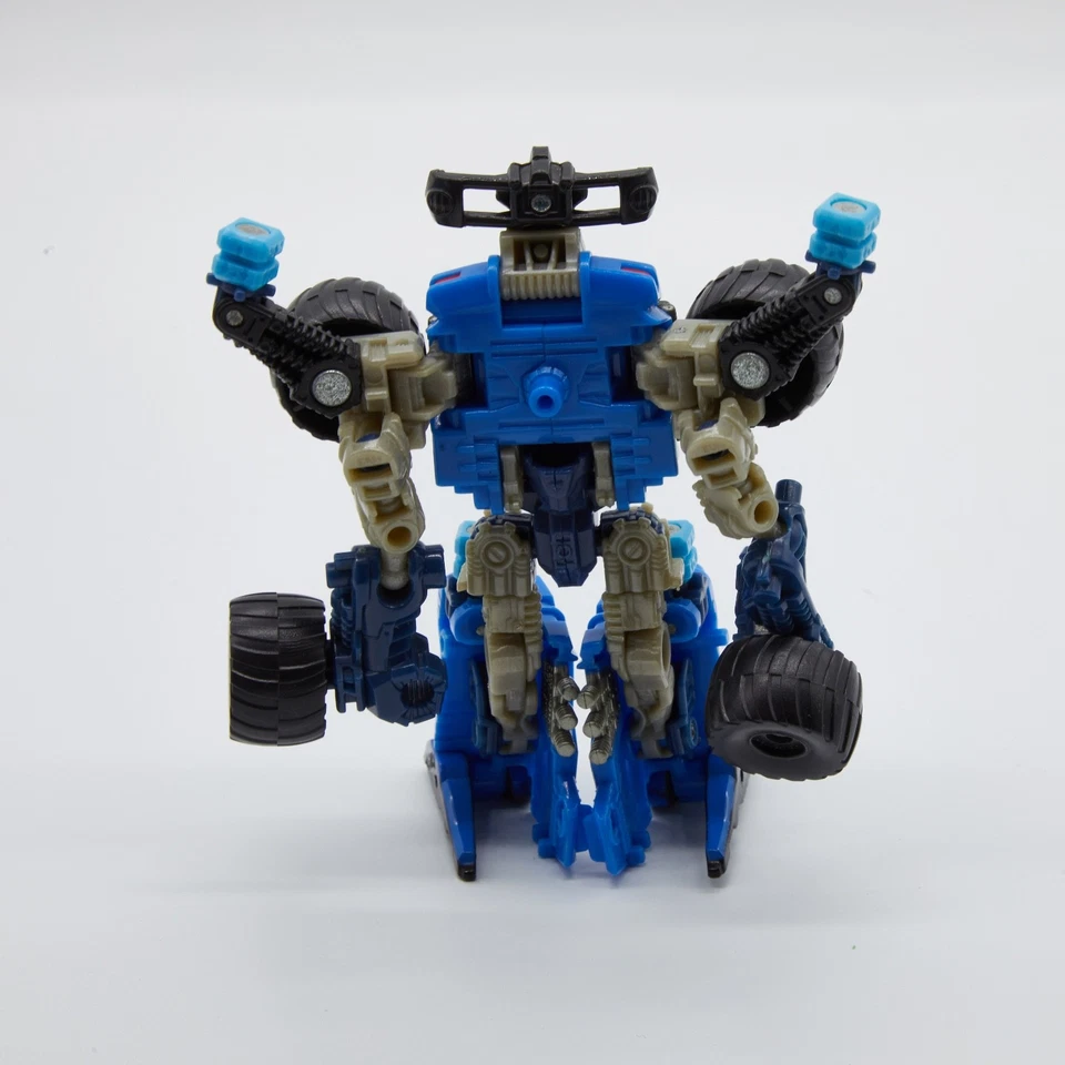 Transformers 2011 SALVAGE Power Core Combiners Autobot Commander  - Image 4 of 4