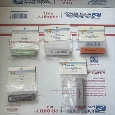 5 Walthers N Scale 40 /48  containers (evergreen, mitsui osk, Hapag, APL, APC)