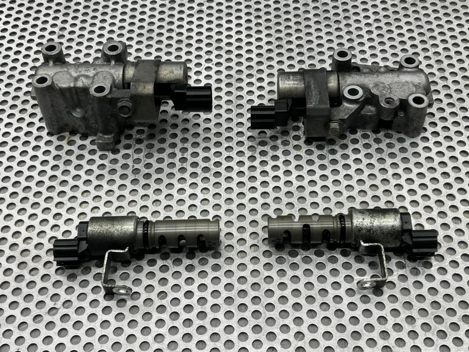Subaru WRX STI EJ257 2015-2021 AVCS VVT árbol de levas válvula de control de aceite solenoides Foto 2 de 3