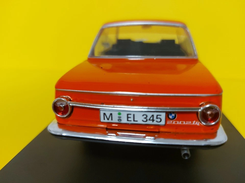 Modellino BMW 2002tii -1971 Scala 1.24.  - Immagine 4 di 4
