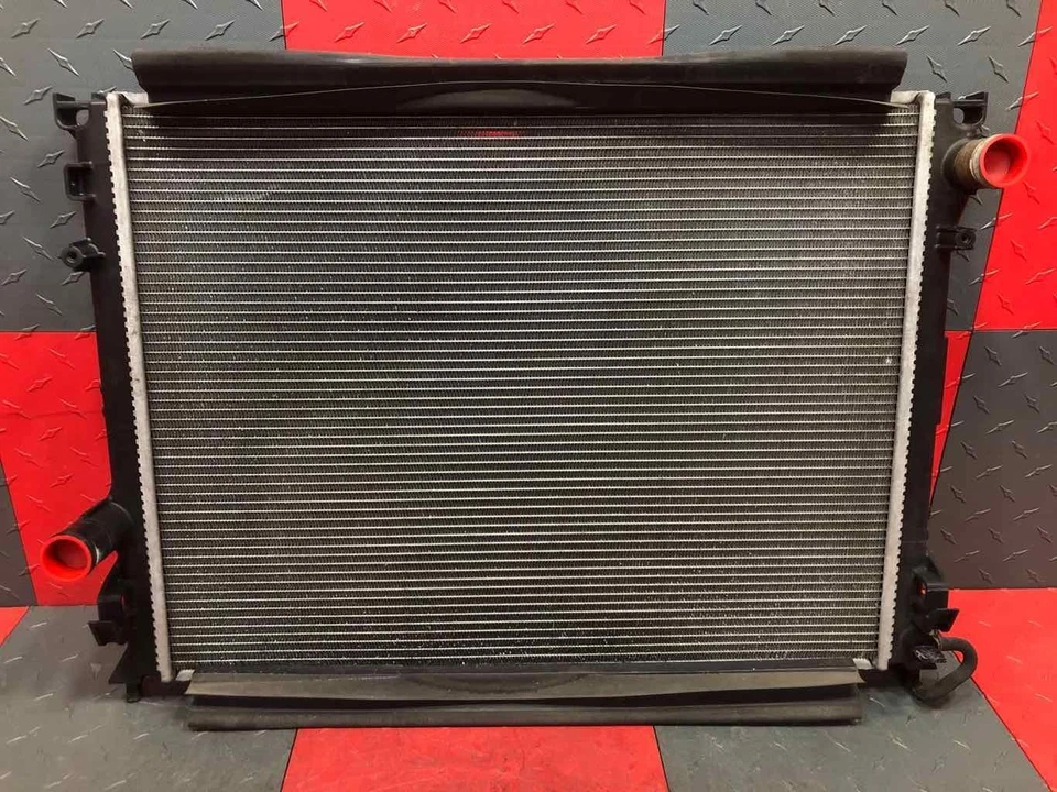 Dodge Charger 2010-2023 motor 3.6 radiador de refrigeración fabricante de equipos originales ¡Bonito! Foto 4 de 4