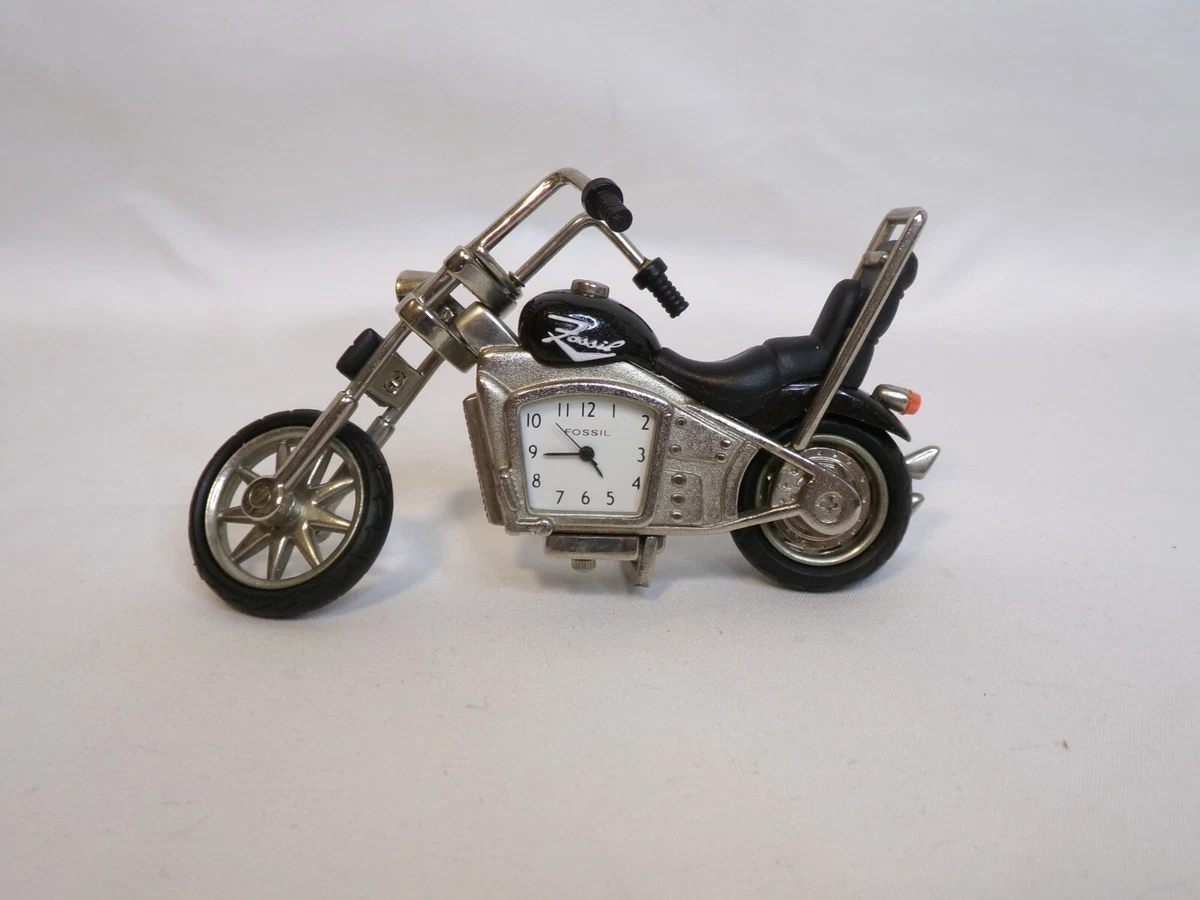 ?FOSSIL?LIMITED EDITION MOTORCYCLE CLOCK NIB Fossil Limited Edition Timepiece Motorcycle Desktop Clock | eBay main image 2
