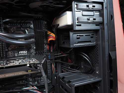 MSI X99S SLI PLUS LGA2011-3 ATX scheda madre 16 GB DDR4 Intel i7-5820K GTX 950 - Foto 15 di 22