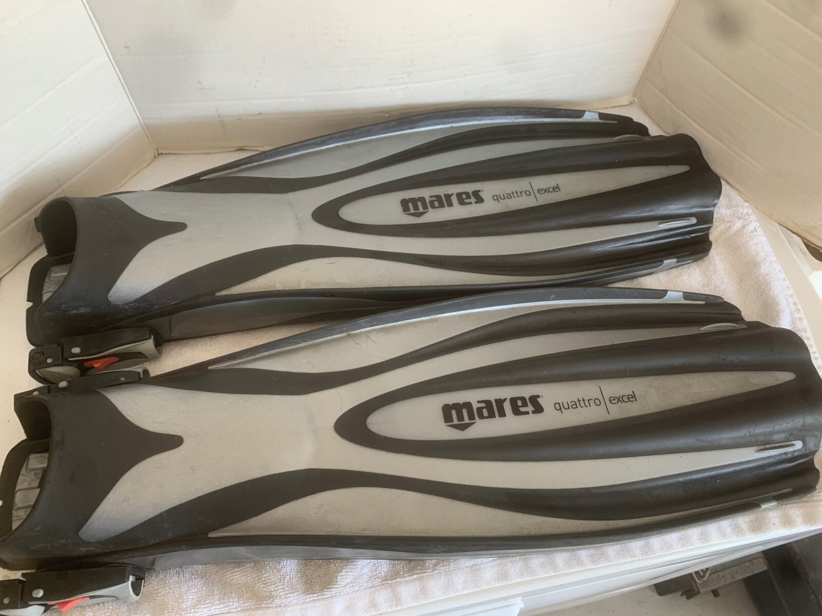 Mares Quattro Excel Fins Size Regular | eBay