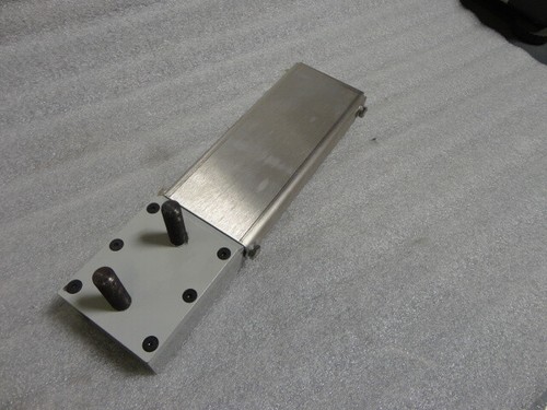 Graco Module Applicator 8" Kinki Rear Hot Melt Systems - Original Part 569228  - Picture 1 of 7