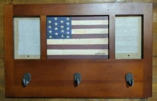 WARREN KIMBLE FETCO AMERICAN FLAG PICTURE FRAME WALL HOOKS FOLK ART 12" X 19"