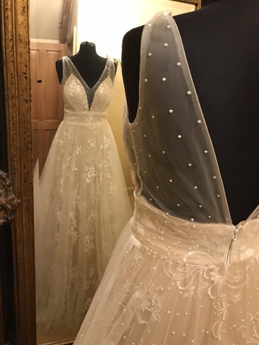 Mori Lee wedding Dress 6896 Libby Size 8/10 Ivory Nude New with tags - Picture 11 of 12