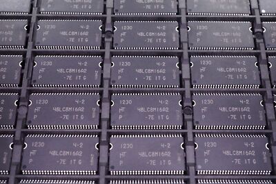 MT48LC8M16A2P-7E IT:G Micron SDR SDRAM IC 128Mb 133MHz 3.3V SMT 54