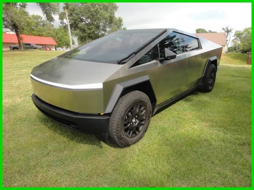 2024 Tesla Cybertruck All-Wheel Drive