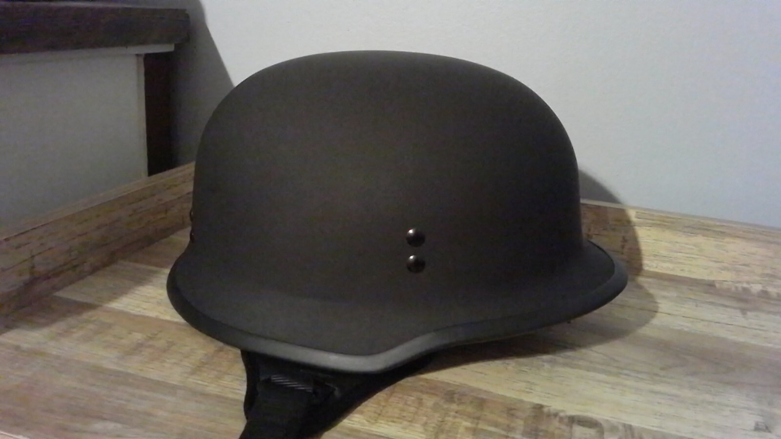 Picture 1 of 6