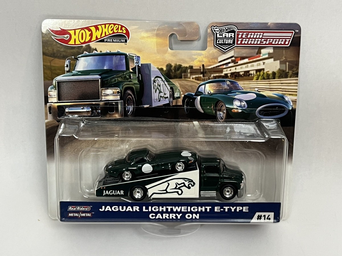 Hot Wheels Car Culture Team Transport #14 Jaguar Lightweight