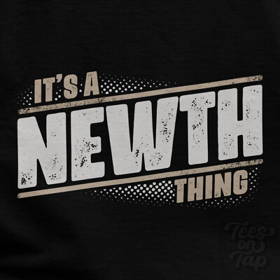 IT'S A NEWTH THING T-SHIRT Name Nachname lustig Familie Geschenkidee