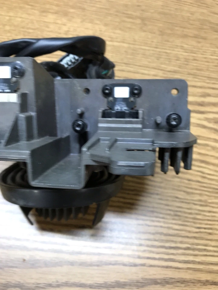 FARO HONDA VFR800 INTERCEPTOR 2014-15 LUZ LED PARTE IZQUIERDA # 33102-MJM-D12 Foto 4 de 4