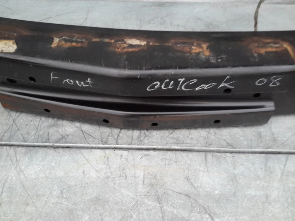 2007-2010 Saturn Outlook Front Bumper Reinforcement Rebar Bar Impact OEM — 第 3/4 张图片