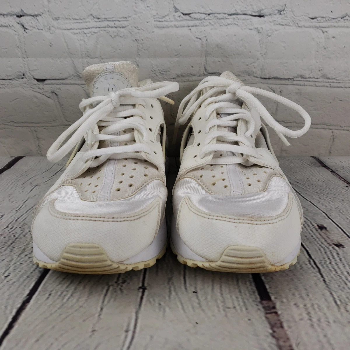 Nike Air Huarache Womans Size US 7 White White Blanc 634835108 eBay