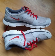 Nike Lauf- Sportschuh  Gr. 42,5 -  27  cm- gu...