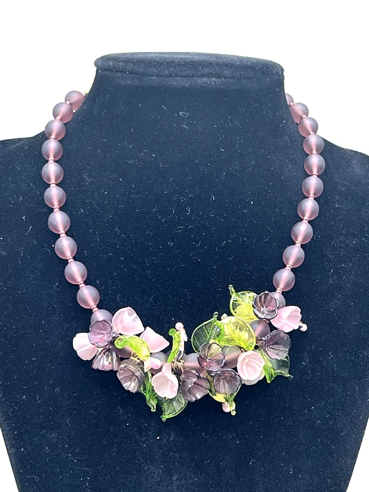 Vintage Art Nouveau MURANO Italian Glass Violets Bell Flower Beads Necklace - Image 2 of 4