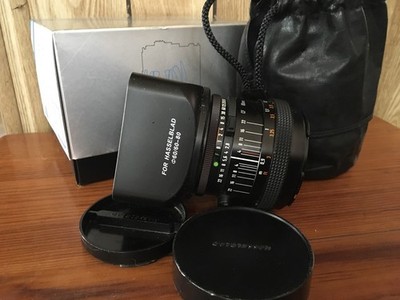Vintage Hasselblad Carl Zeiss T* Planar CF 80mm F2.8 lens, Hood