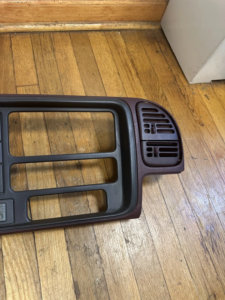OEM 1995-1999 CHEVY SILVERADO TAHOE GMC VENTILACIÓN TABLERO MOLDURA BISEL BORGOÑA Foto 4 de 4