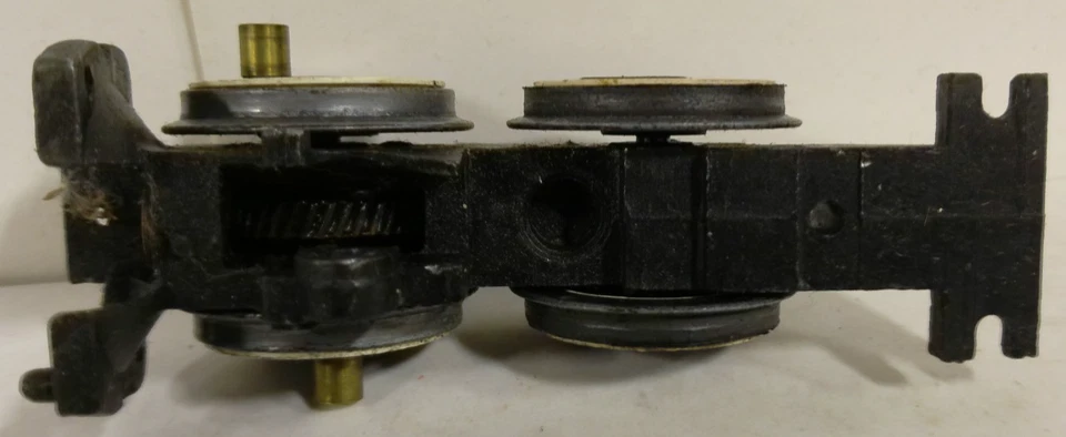 ORIGINAL AMERICAN FLYER S GAUGE CHASSIS FOR SMOKING ATLANTIC LOCOMOTIVE - Image 2 of 4