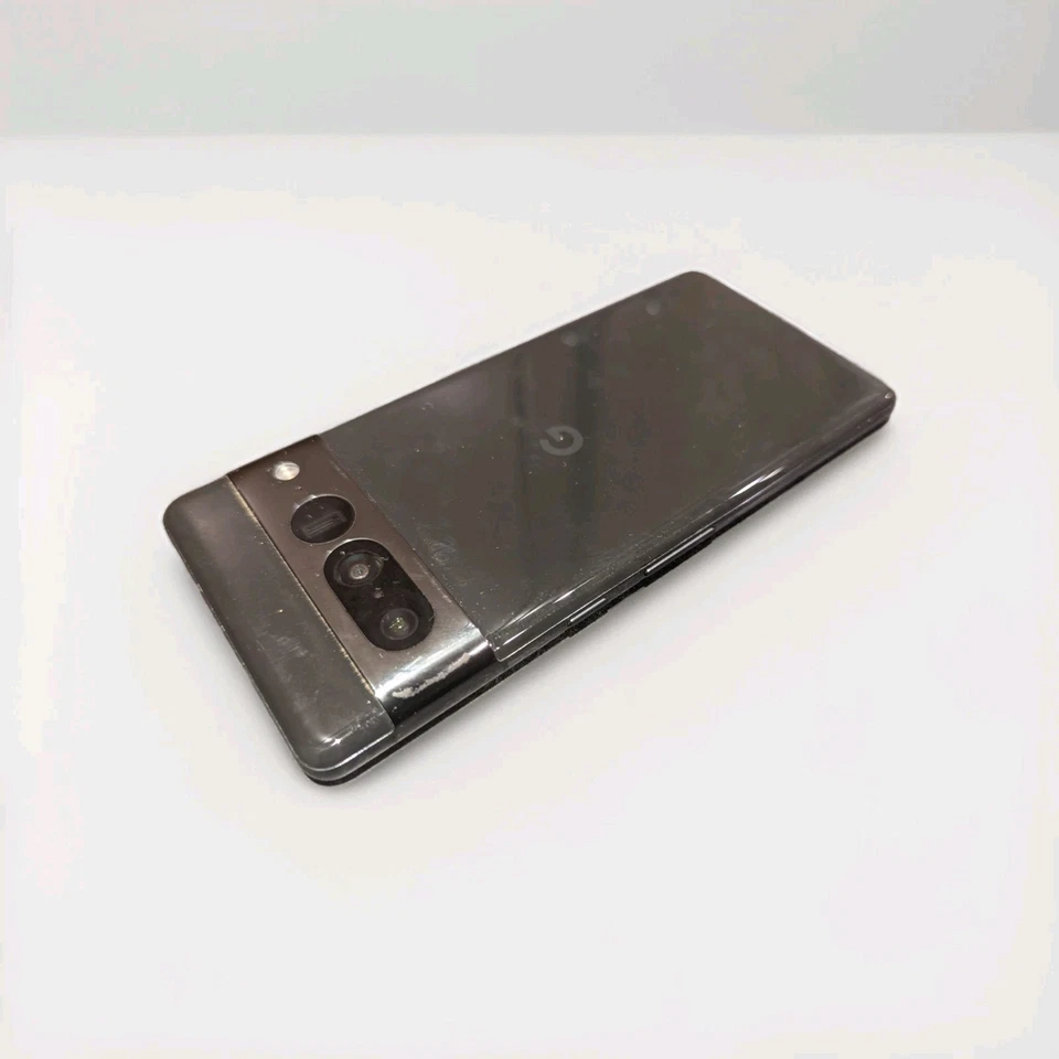 Google Pixel 7 Pro Obsidian 128 GB Cracked Broken Screen UNLOCKED VERIZON WORKS  - Image 4 of 4