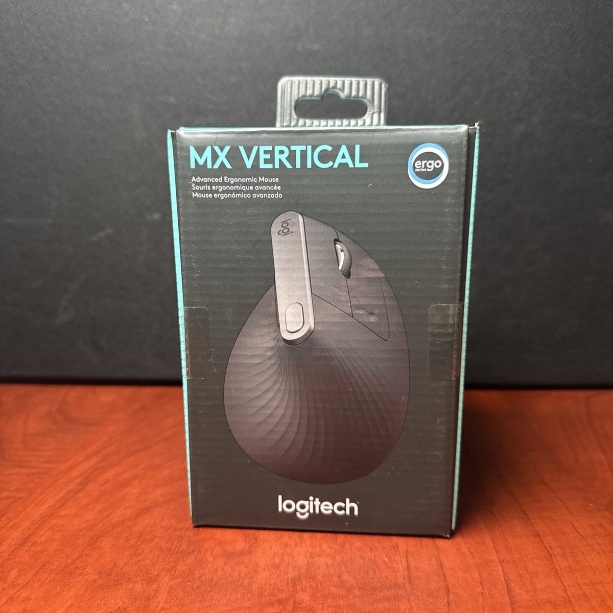 Logitech MX Vertical Advanced Ergonomic Wireless Mouse 910-005447