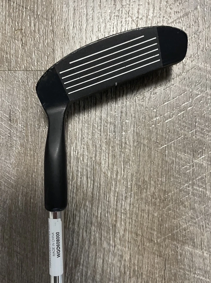 Club de Golf Wilson Armonizado Astilladora Eje de Acero con Empuñadura Para Hombres Diestros Cuña Foto 2 de 4
