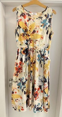 Schönes Damen Sommer Kleid Gr 40/42 wiya