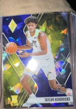 2023-24 Panini Phoenix - Rookies Taylor Hendricks #264 Blue Ice (RC)
