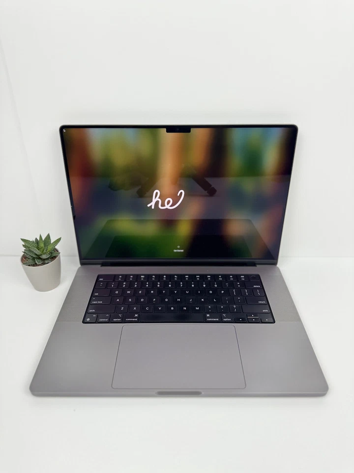 Apple MacBook Pro 16" 2021 M1 Pro 10-Core CPU 16-Core GPU 16GB / 512GB  QWERTY