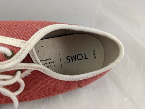 Toms Classic Canvas Slip On Shoes Womens 6.5 Brick Red - Picture 2 of 7