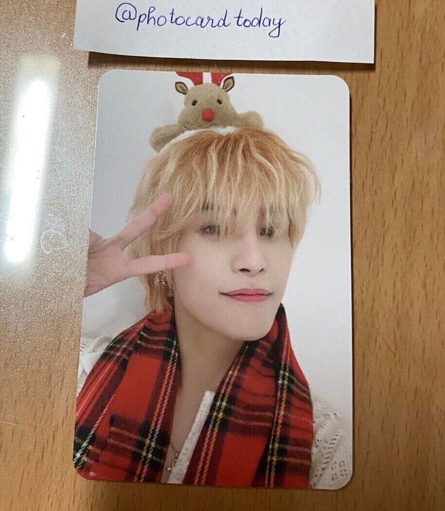 NCT WAYV - 威神V PINK CHRISTMAS 2023 PHOTOCARD PACK RANDOM NCT WAYV - 威神V PINK CHRISTMAS 2023 PHOTOCARD PACK RANDOM